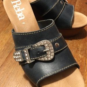 Reba Wedge Sandle